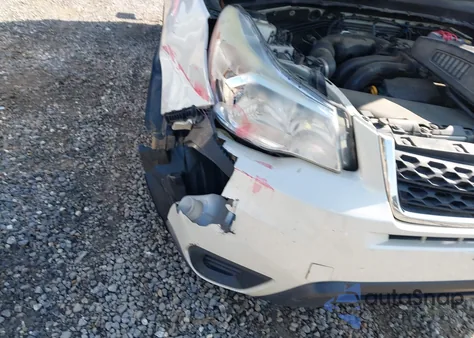 2015 Subaru Forester 2.5I z USA, uszkodzony, nr VIN JF2SJABC0FH543704